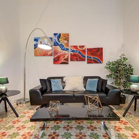 Valletta 2 Bedroom Sleeps 6 Apartment Walking Distance To Centre And The Sea Esterno foto